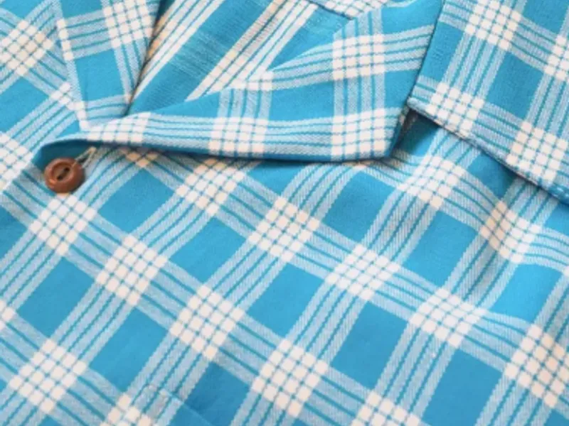 Cotton-polyester blend fabric texture for Hawaiian shirts